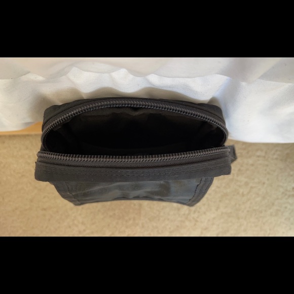 Porter-Yoshida & Co Tanker Travel Case - Picture 4 of 5